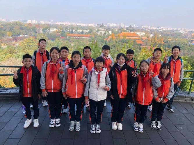 密云太師屯與朝陽垂楊柳中心小學攜手開展社會實踐活動